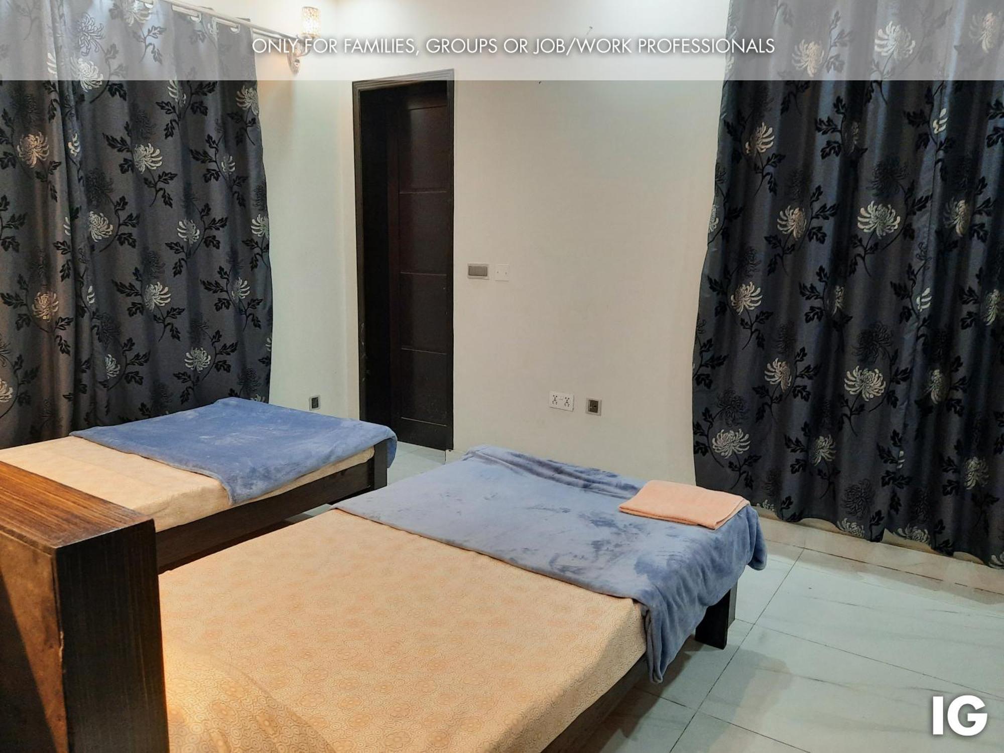 3 Bedroom Furnished Holiday Home Near Valencia Town, Lake City & Ring Road Lahor Dış mekan fotoğraf